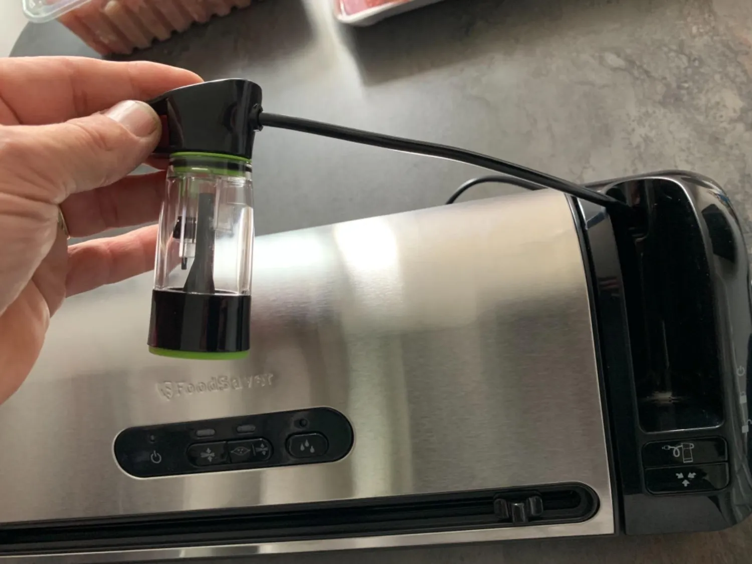 FoodSaver FFS017X machine sous vide avec fonction marinade et cutter