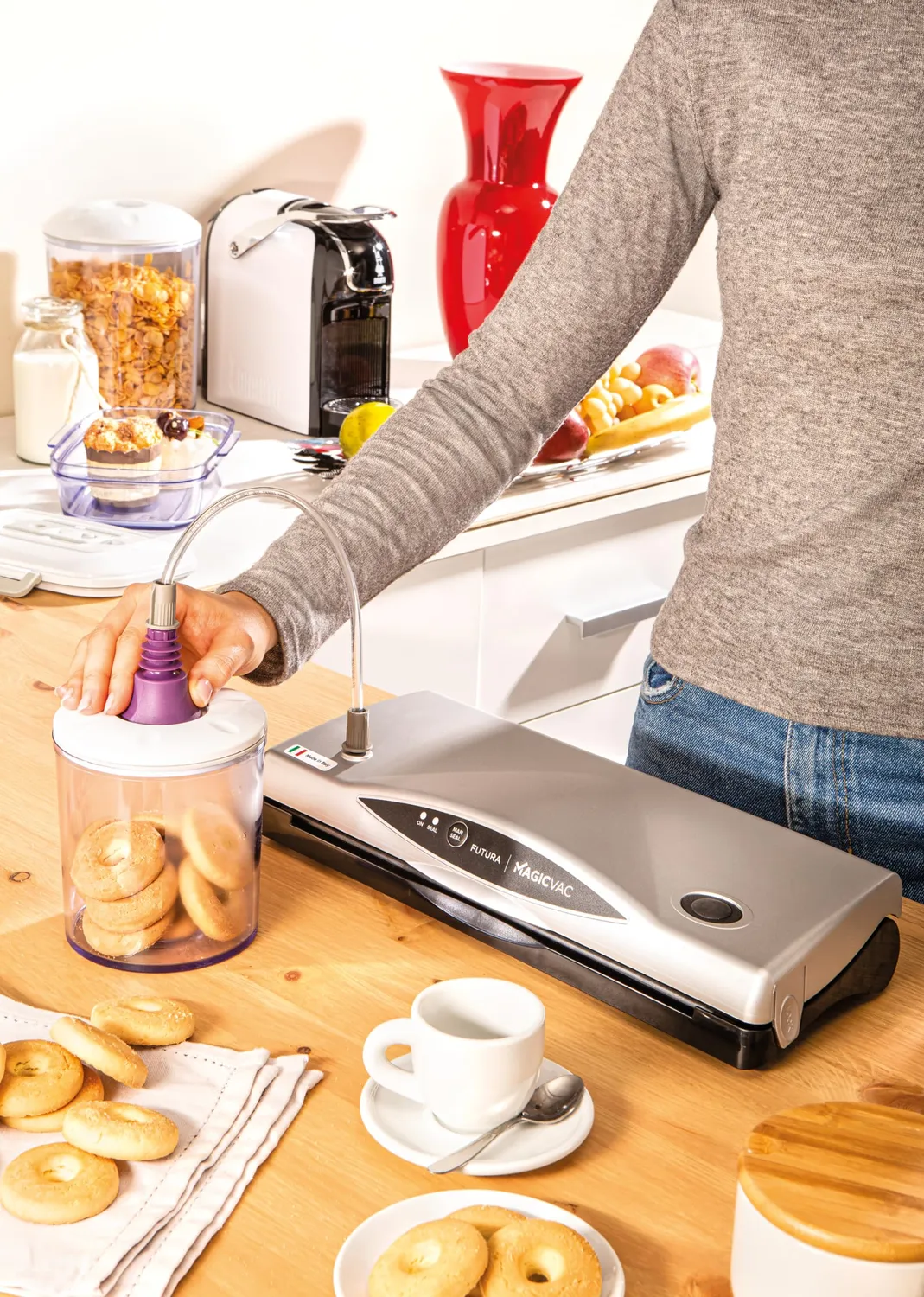 Magic Vac Futura machine sous vide multifonction argent noir