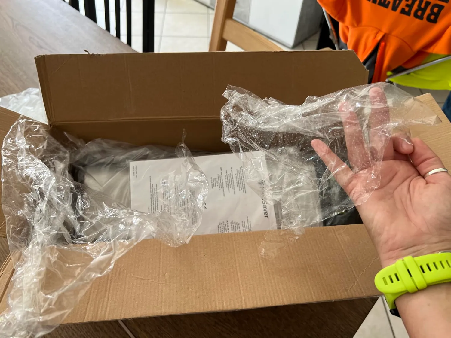 FoodSaver VS0100X machine sous vide compacte argent blanc avec accessoire portatif