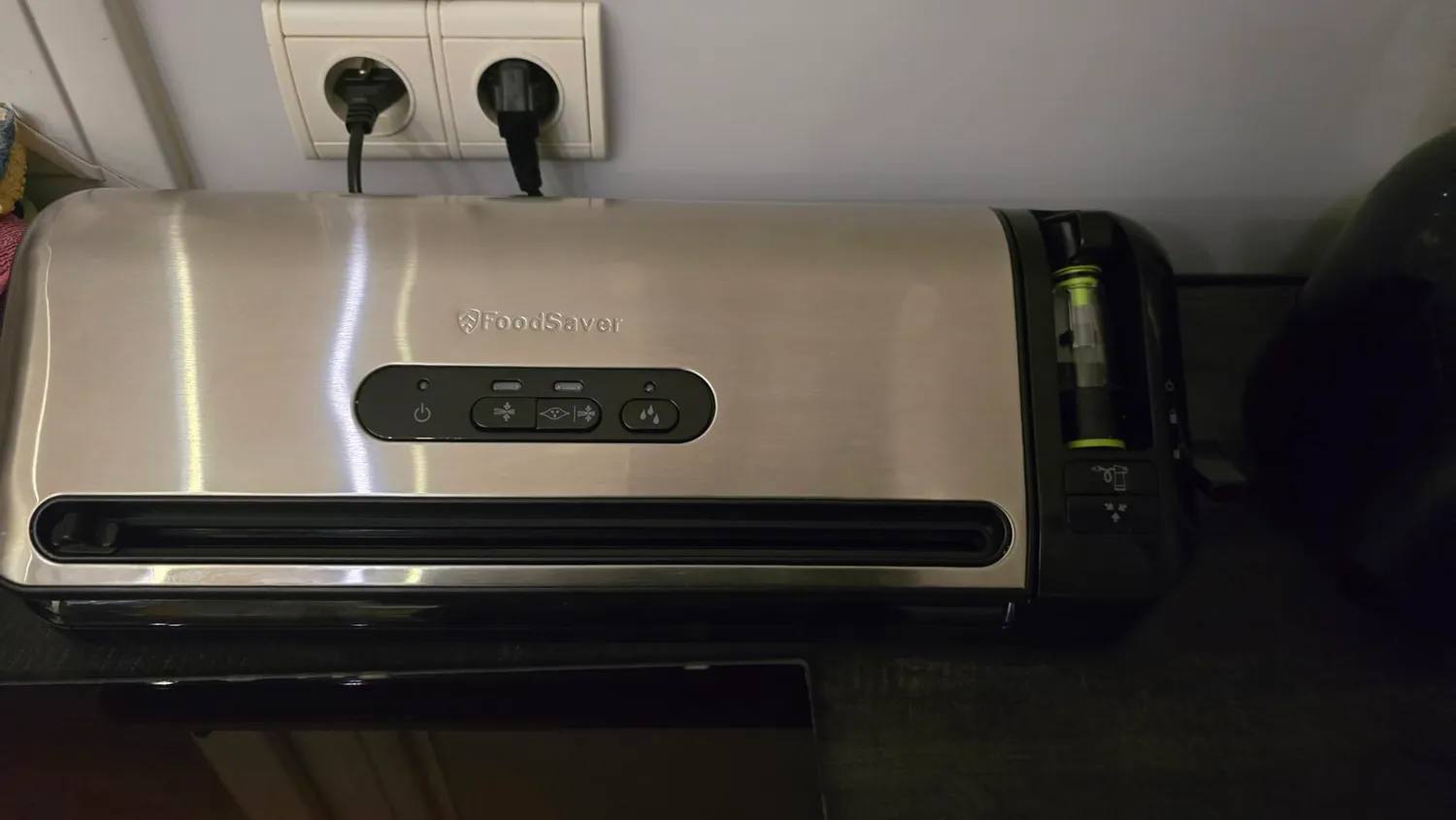 FoodSaver FFS017X machine sous vide avec fonction marinade et cutter
