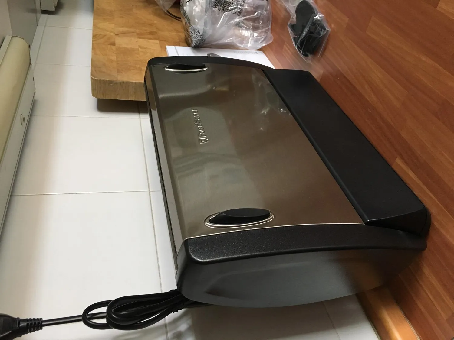 FoodSaver V2860-I machine sous vide avec sacs, argent et noir
