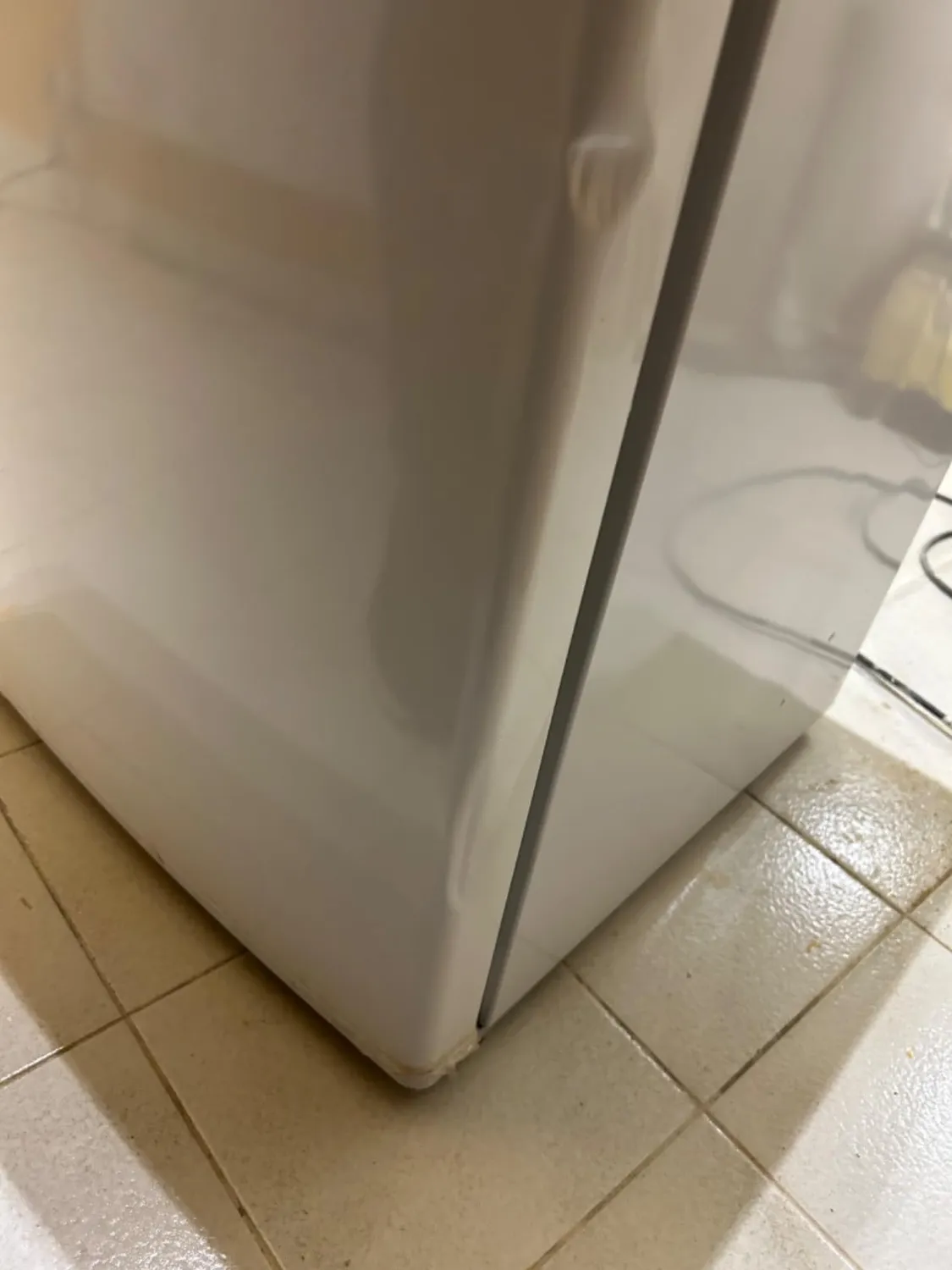 FrigeluX CUBE72A++ réfrigérateur cube 58 L blanc silencieux