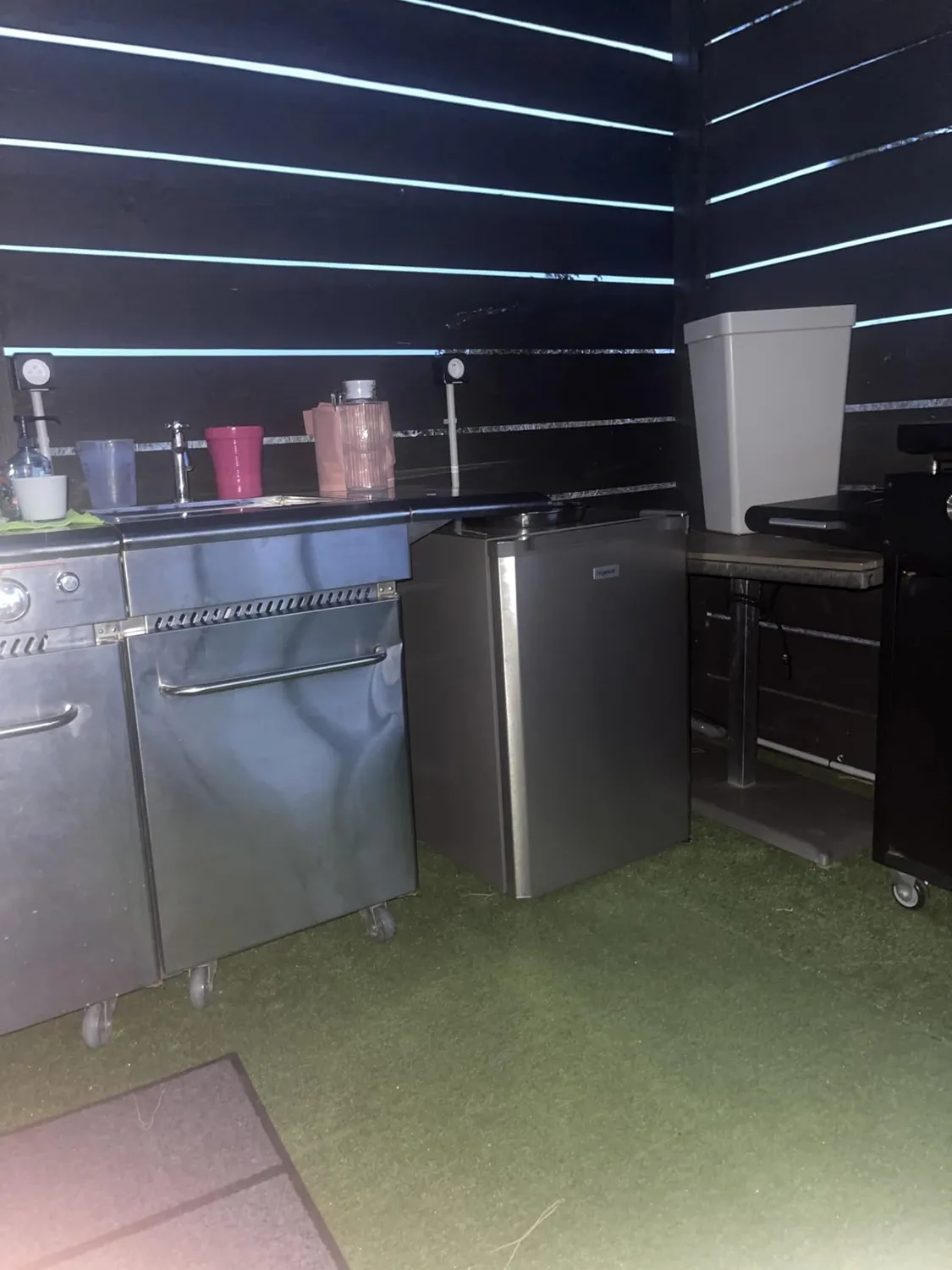 FrigeluX RTT127XE réfrigérateur table top 120 L silver sans freezer
