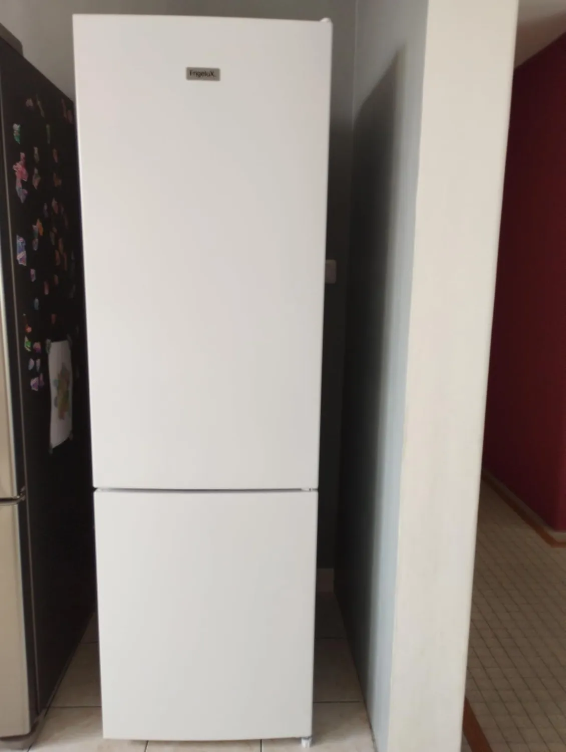 FrigeluX RC262BE réfrigérateur combiné 262 L blanc Low-Frost
